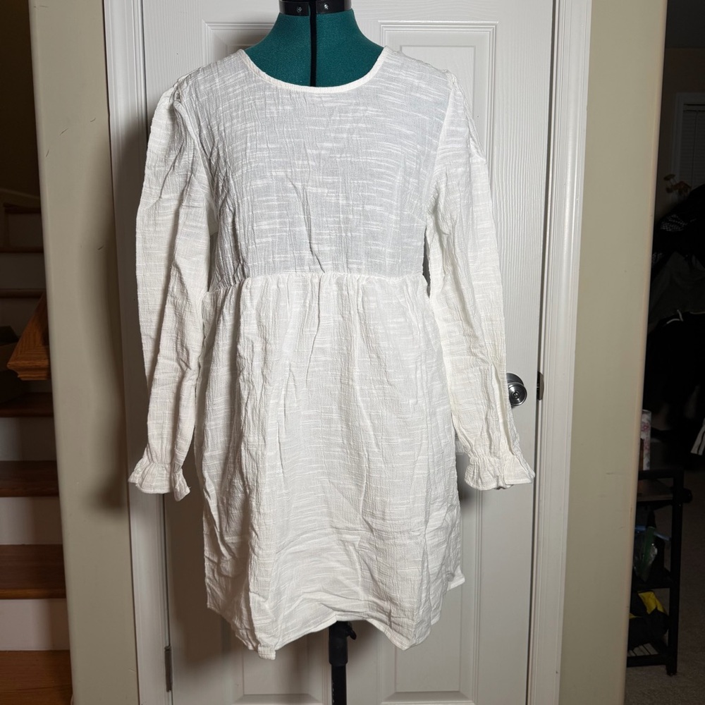 painted threads boho White Textured Long Sleeve Mini Dress W/ Open Tie Back